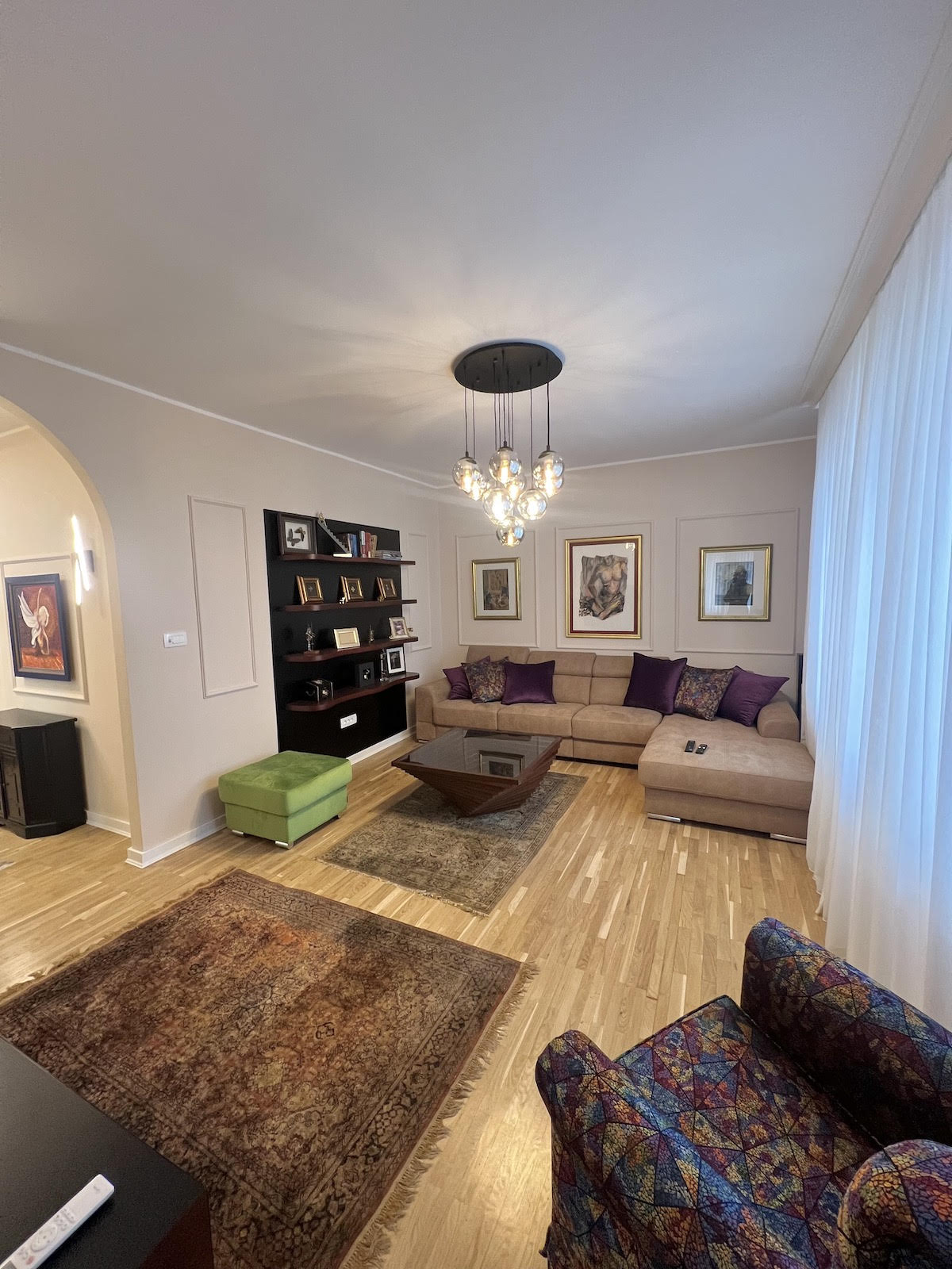 Izdavanje trosoban stan SAVSKI VENAC 102m²