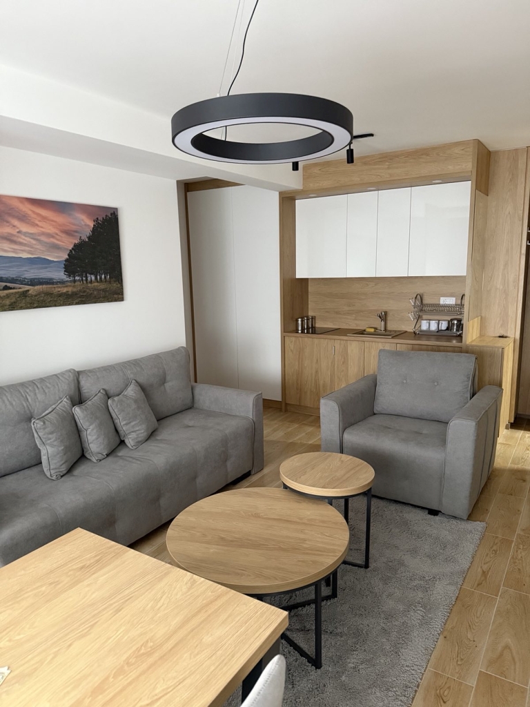 Prodaja 2.5-soban stan ZLATIBOR 53m²