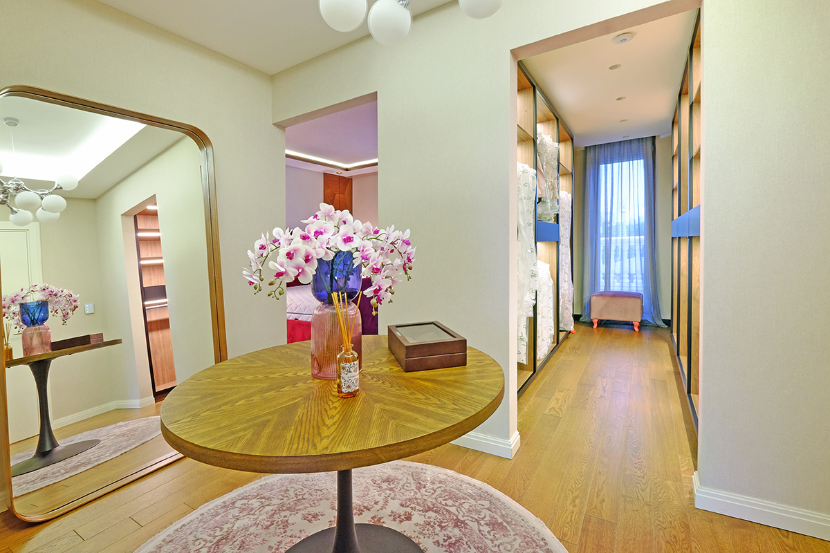 Prodajemo šestosoban stan, Sumice, 250m² - slika 2