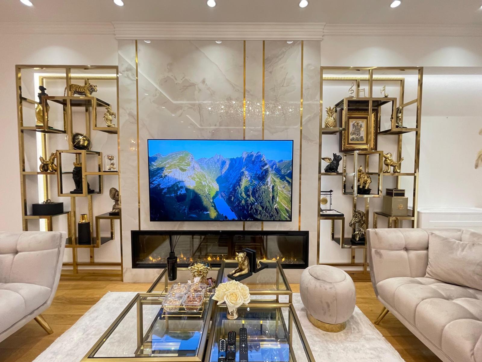 Prodaja četvorosoban stan SAVSKI VENAC 175m²