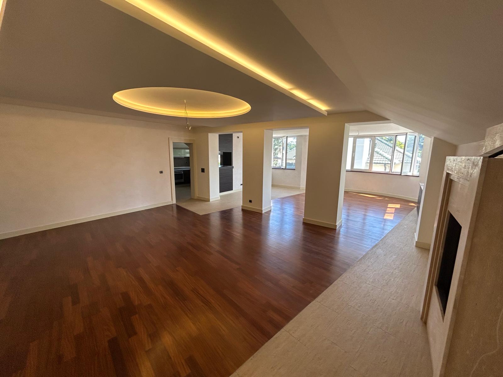 Prodajemo četvorosoban stan, Golf Naselje, 147m² - slika 2