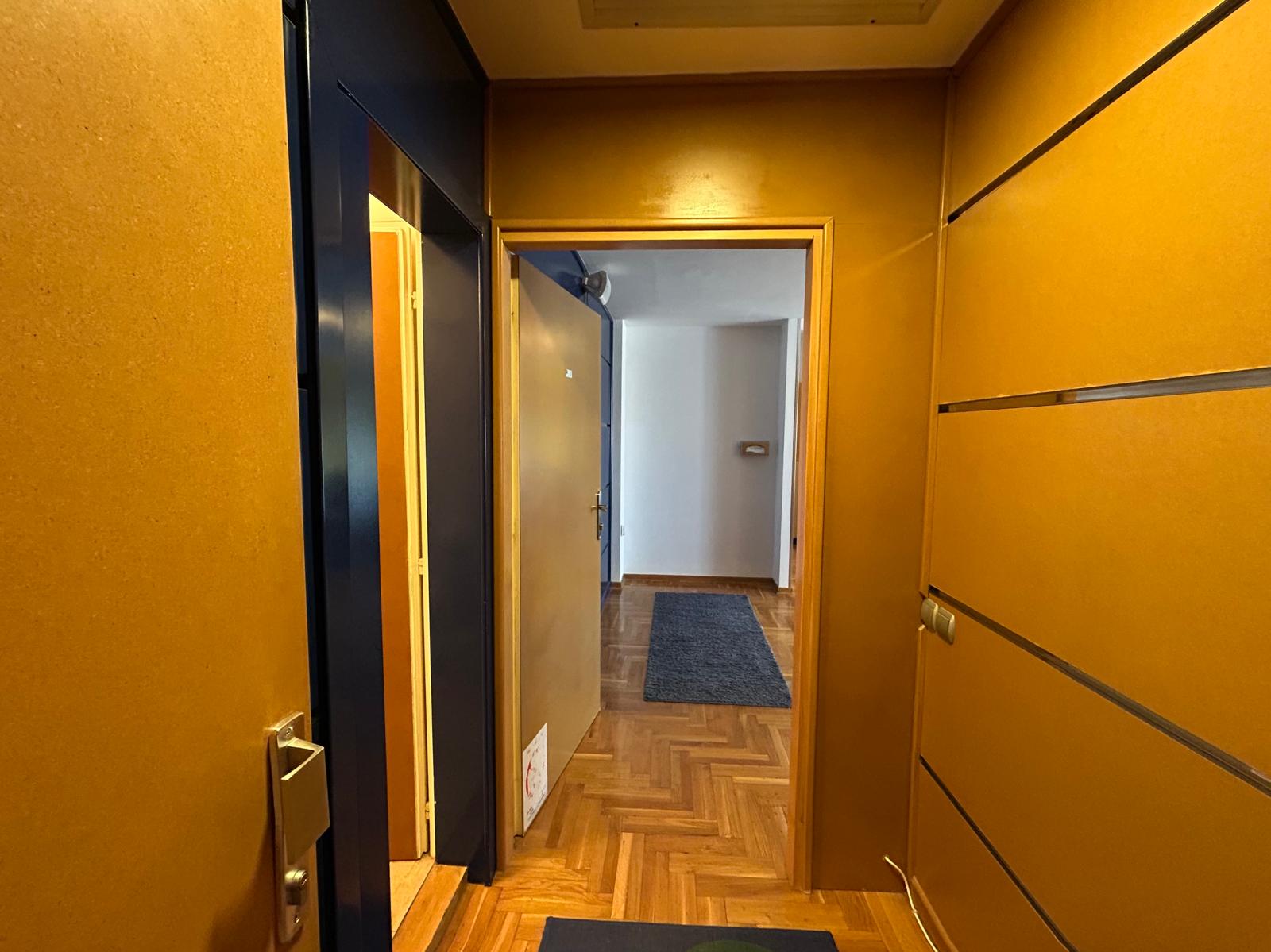 Izdavanje 0-soban stan STARI GRAD 180m²