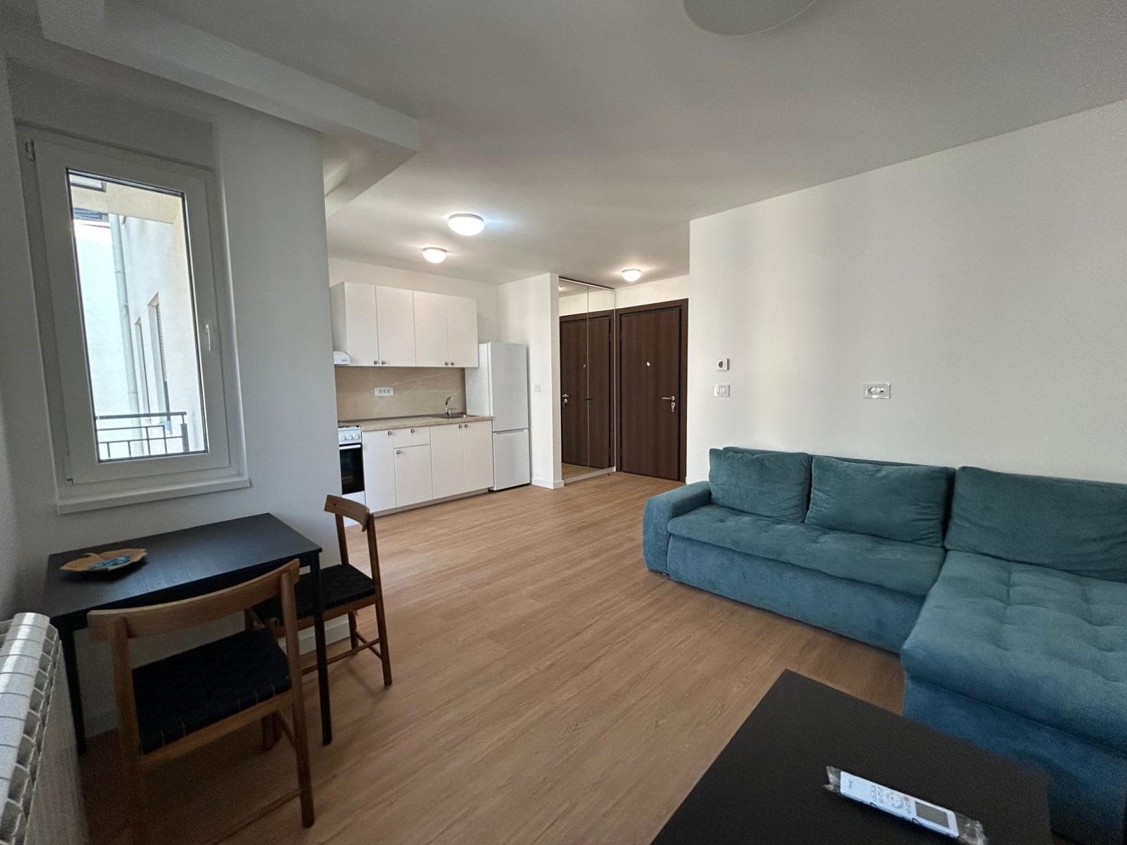 Izdajemo jednosoban stan, Dusanovac, 31m² - slika 2