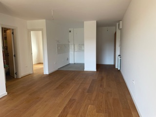 Izdavanje trosoban stan VRACAR 65m²