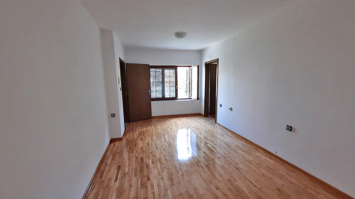 Prodajemo trosoban stan, Zvezdara, 65m² - slika 2