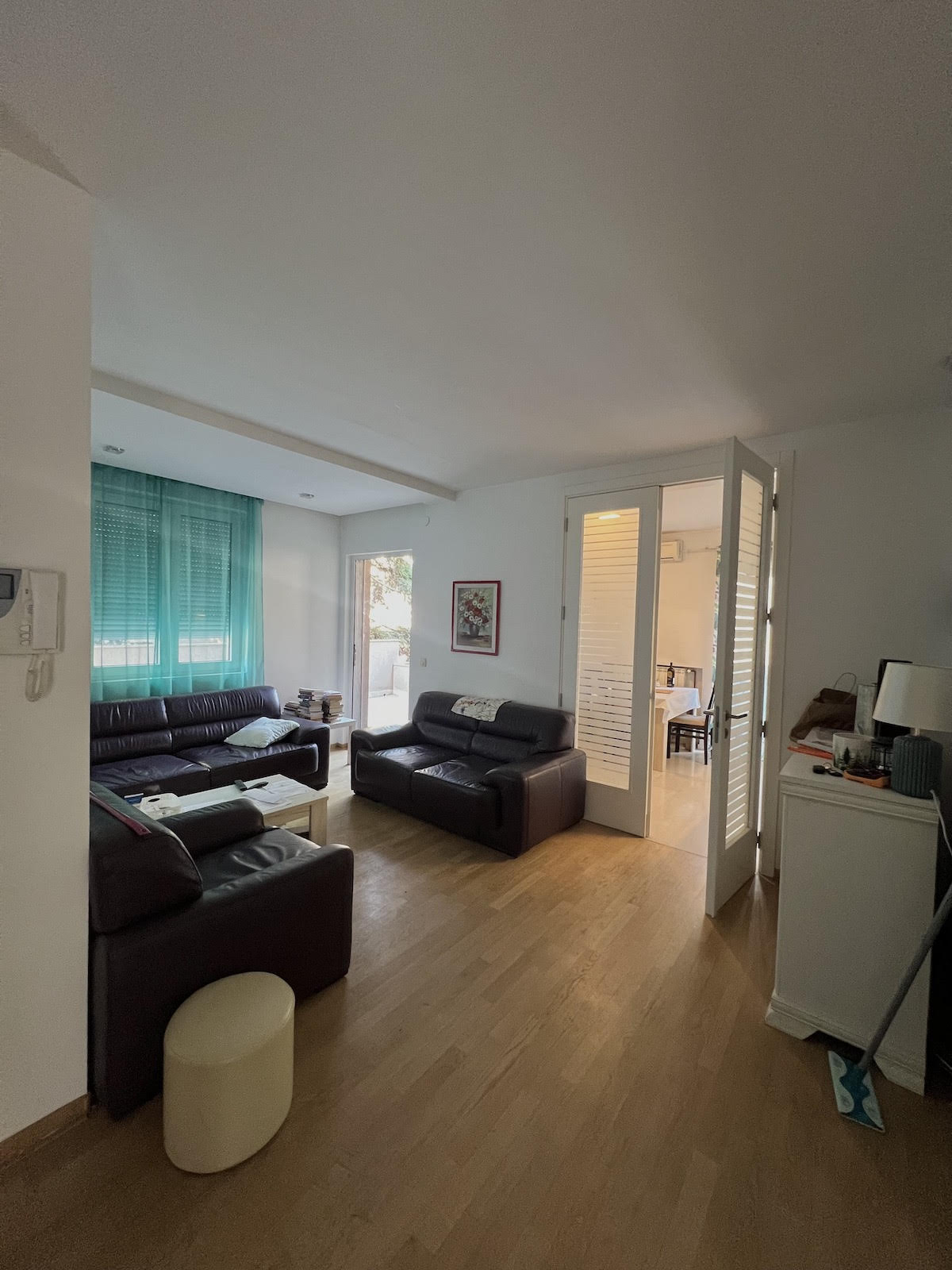 Izdavanje 3.5-soban stan VOZDOVAC 110m²