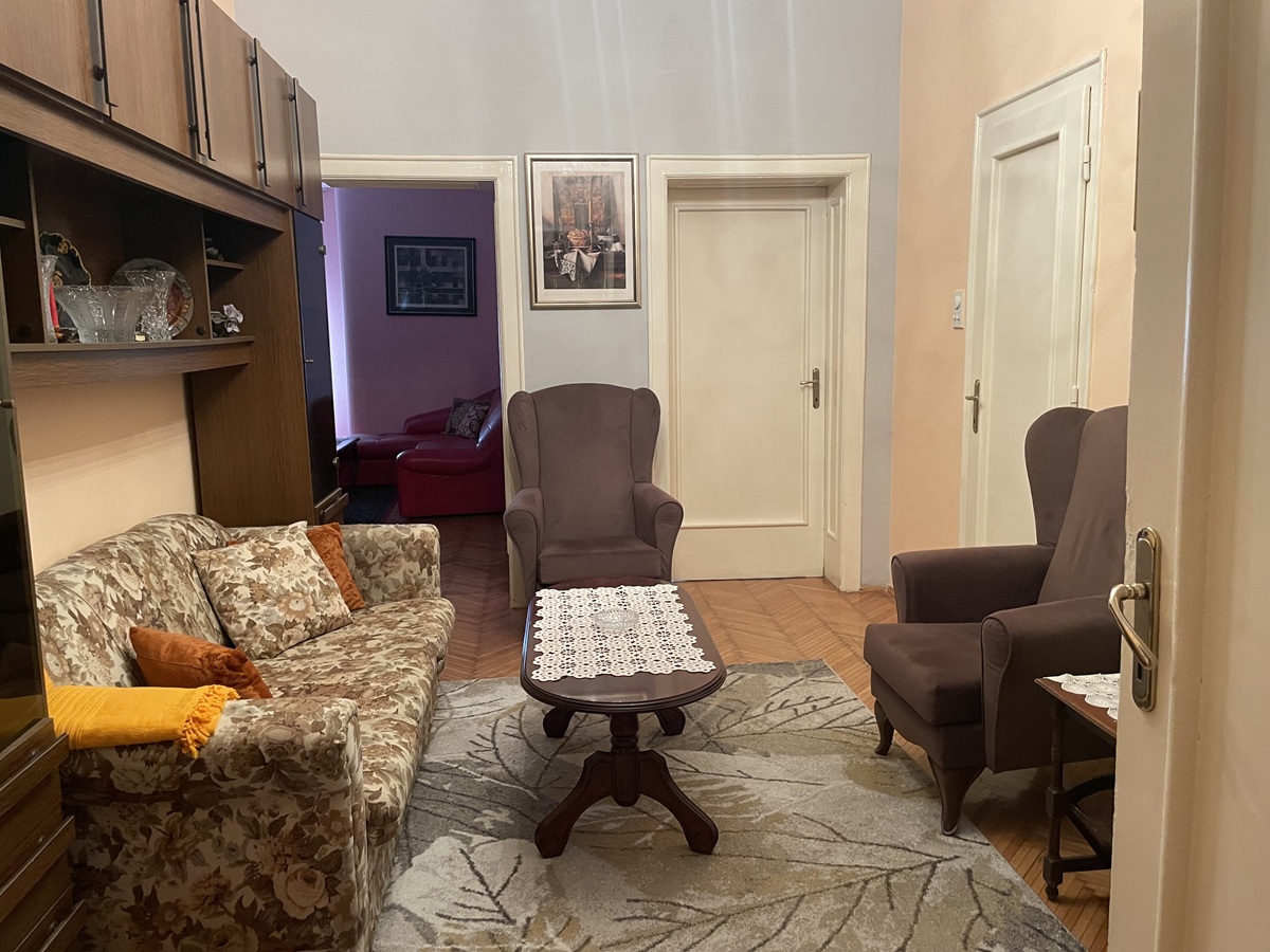 Prodaja trosoban stan CENTAR, STARI GRAD 84m²