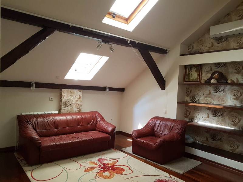 Izdavanje 2.5-soban stan STARI GRAD 55m²