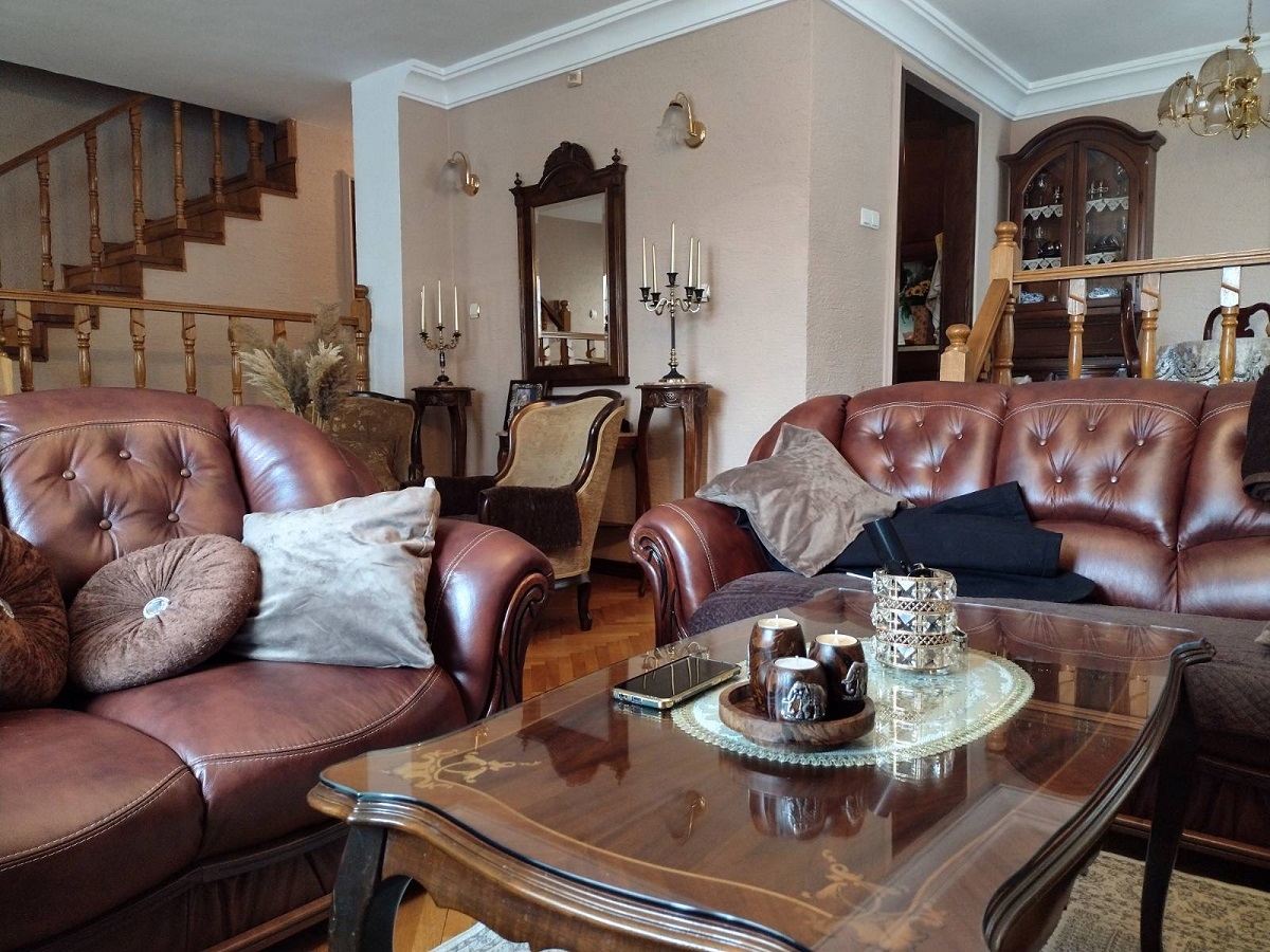 Prodaja 8-soban stan SAVSKI VENAC 415m²