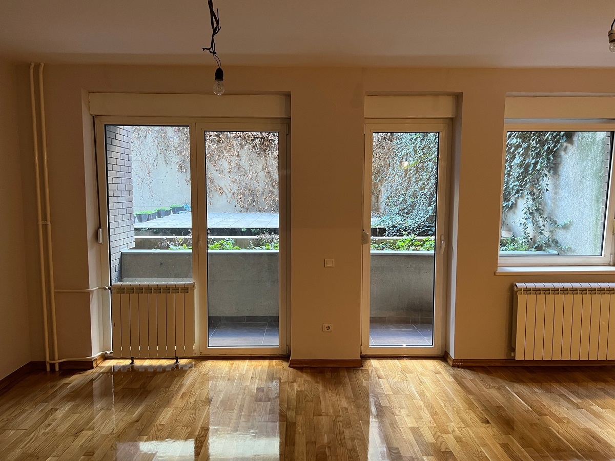 Prodajemo dvoiposoban stan, Vracar, 81m² - slika 2
