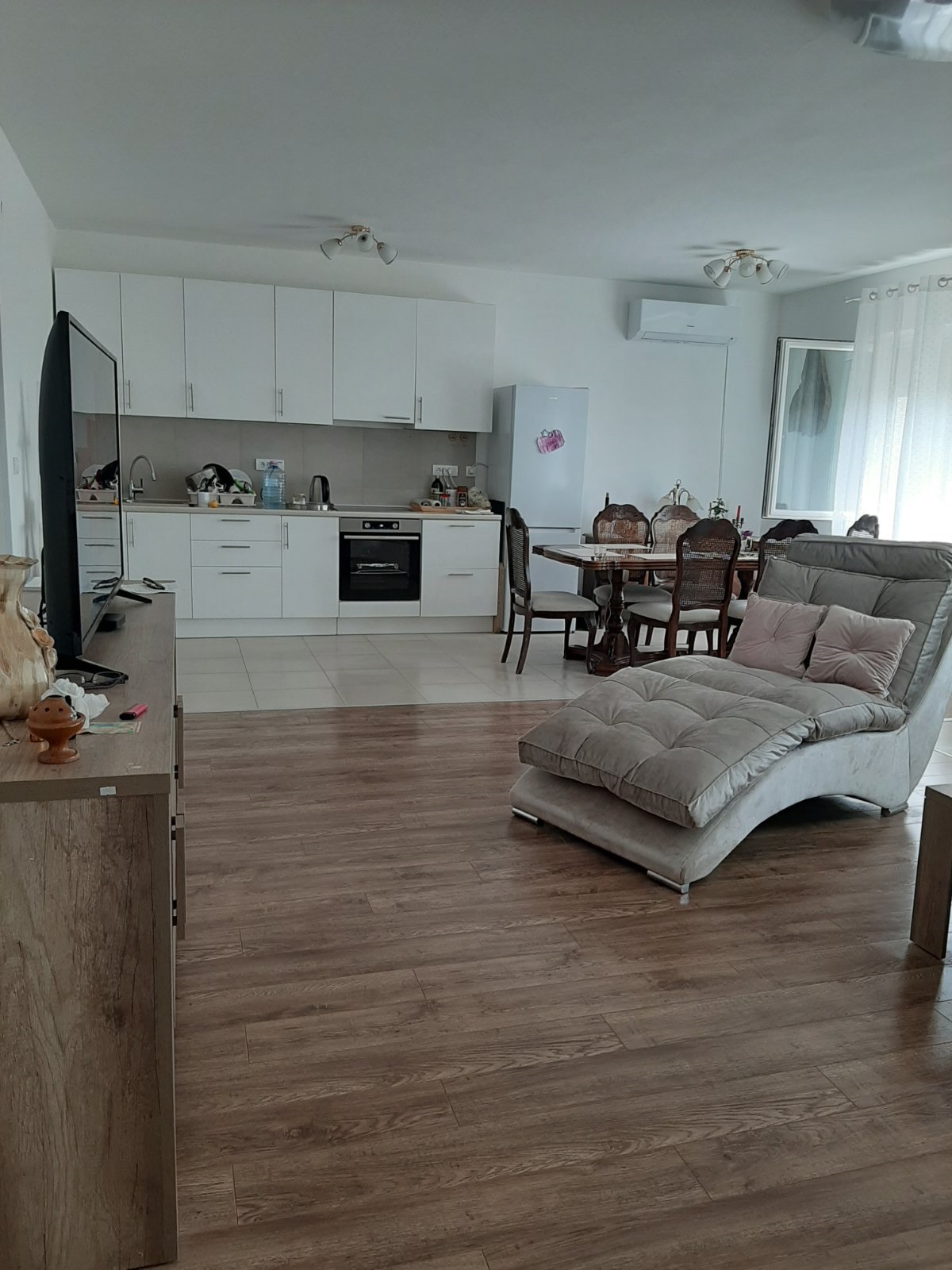 Prodajemo kuću, Ripanj, 473m² - slika 2