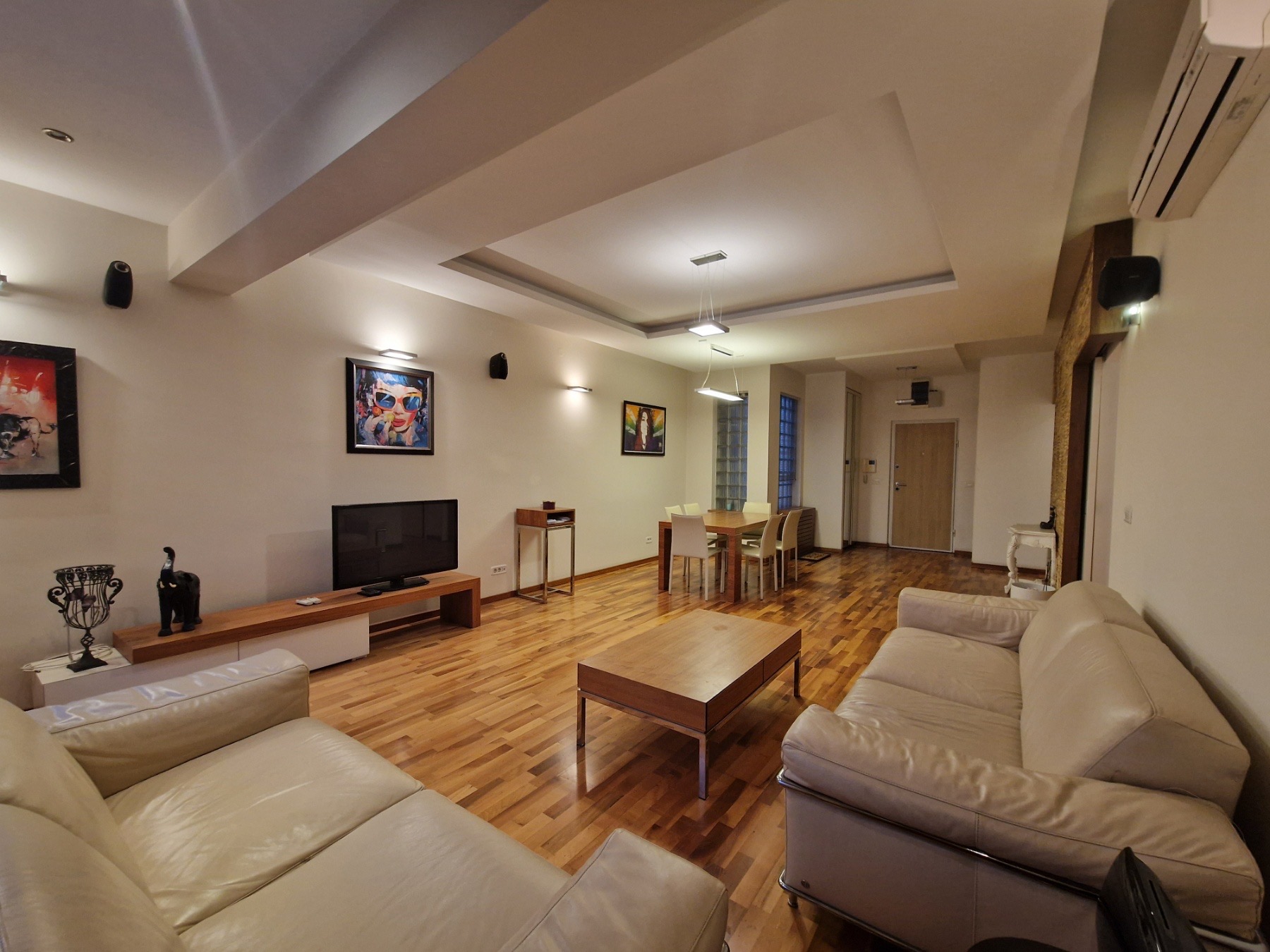 Prodaja trosoban stan STARI GRAD 122m²